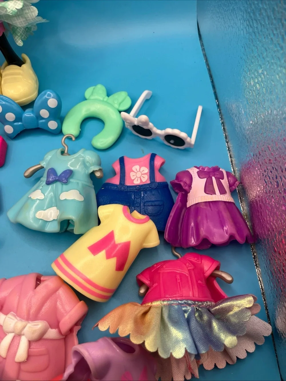Disney Junior Minnie Mouse Fabulous Fashion Doll Outfits & Accessory Lot